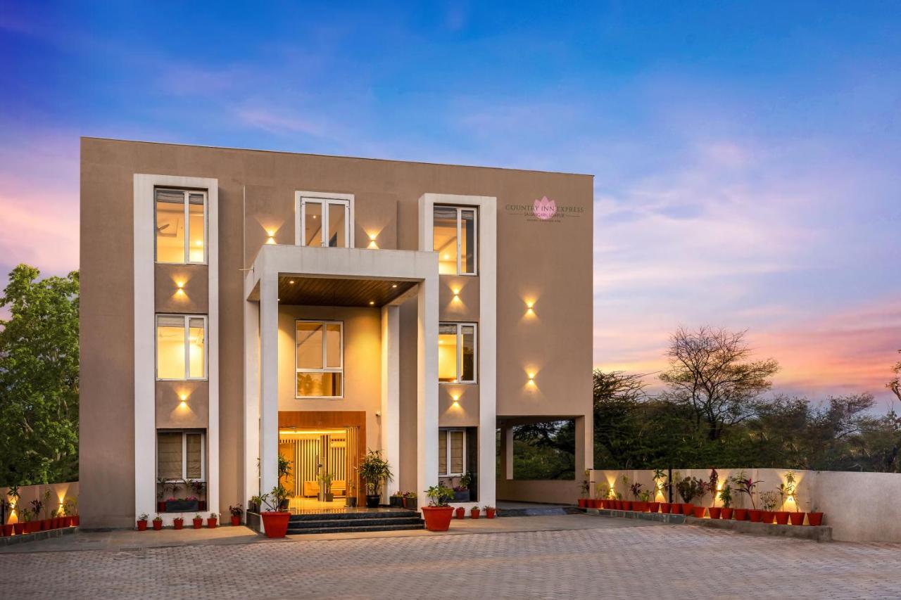 Hotel Seasons A Boutique Udaipur