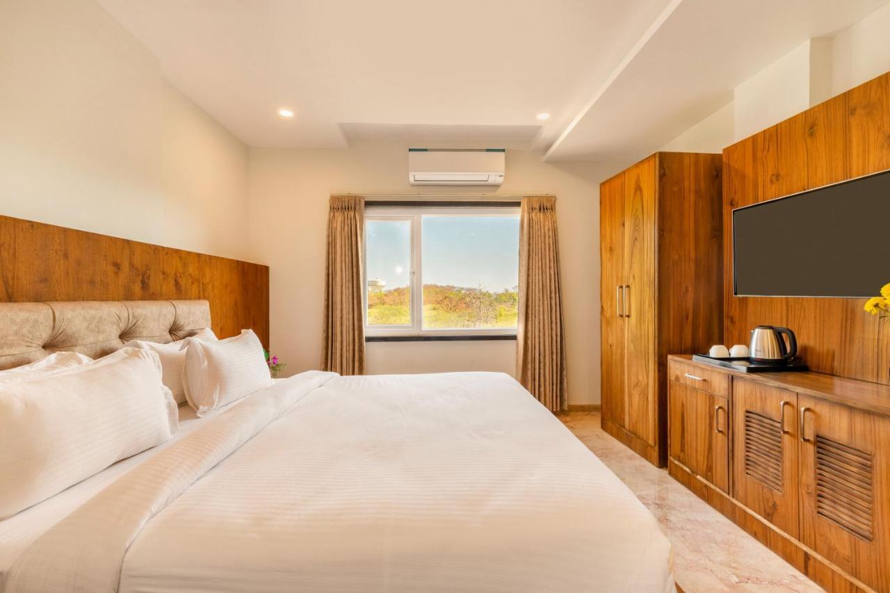 Hotel Seasons A Boutique Udaipur