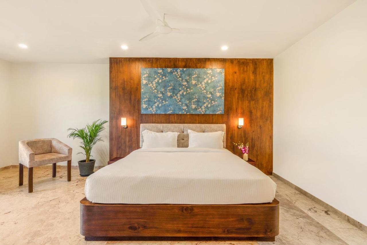 Seasons A Boutique Hotel 3*