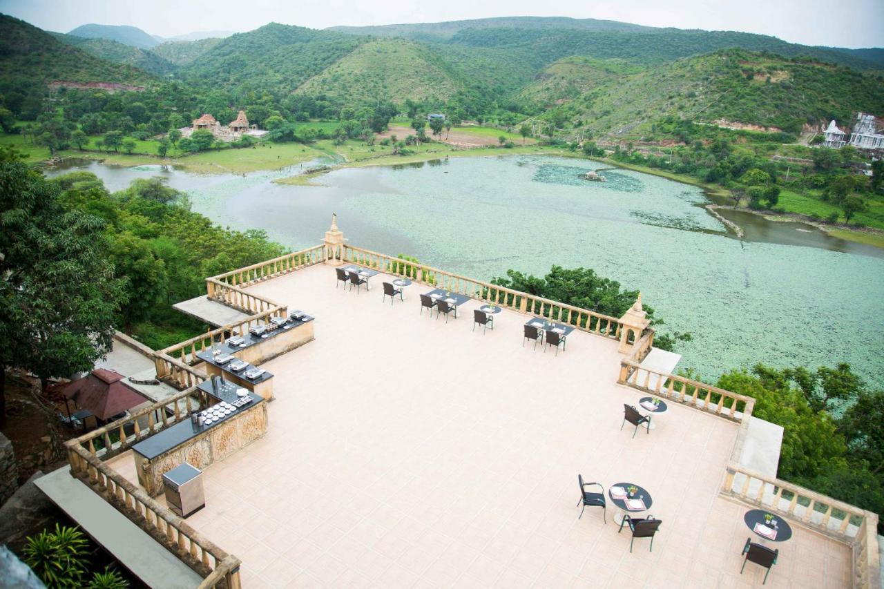Yaan Retreat-lake View-private Pool