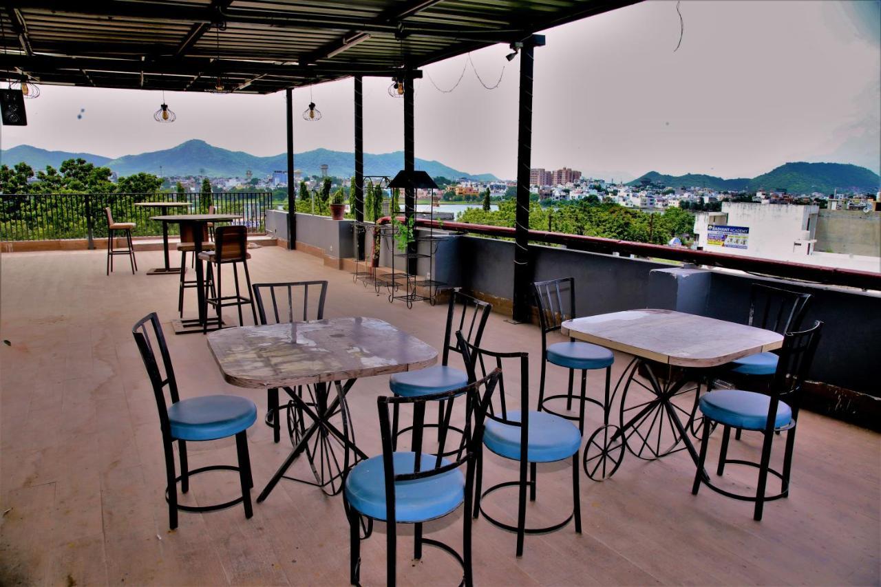 View Hotel 3*