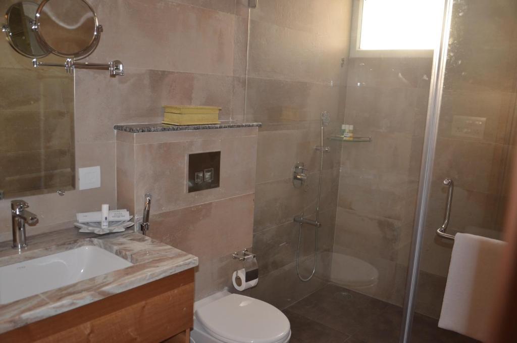 Juesta Sajjangarh & Spa, 5*