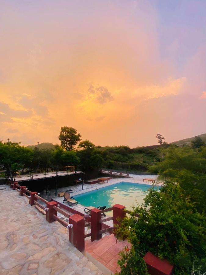 The Mudcasa Farm stay *