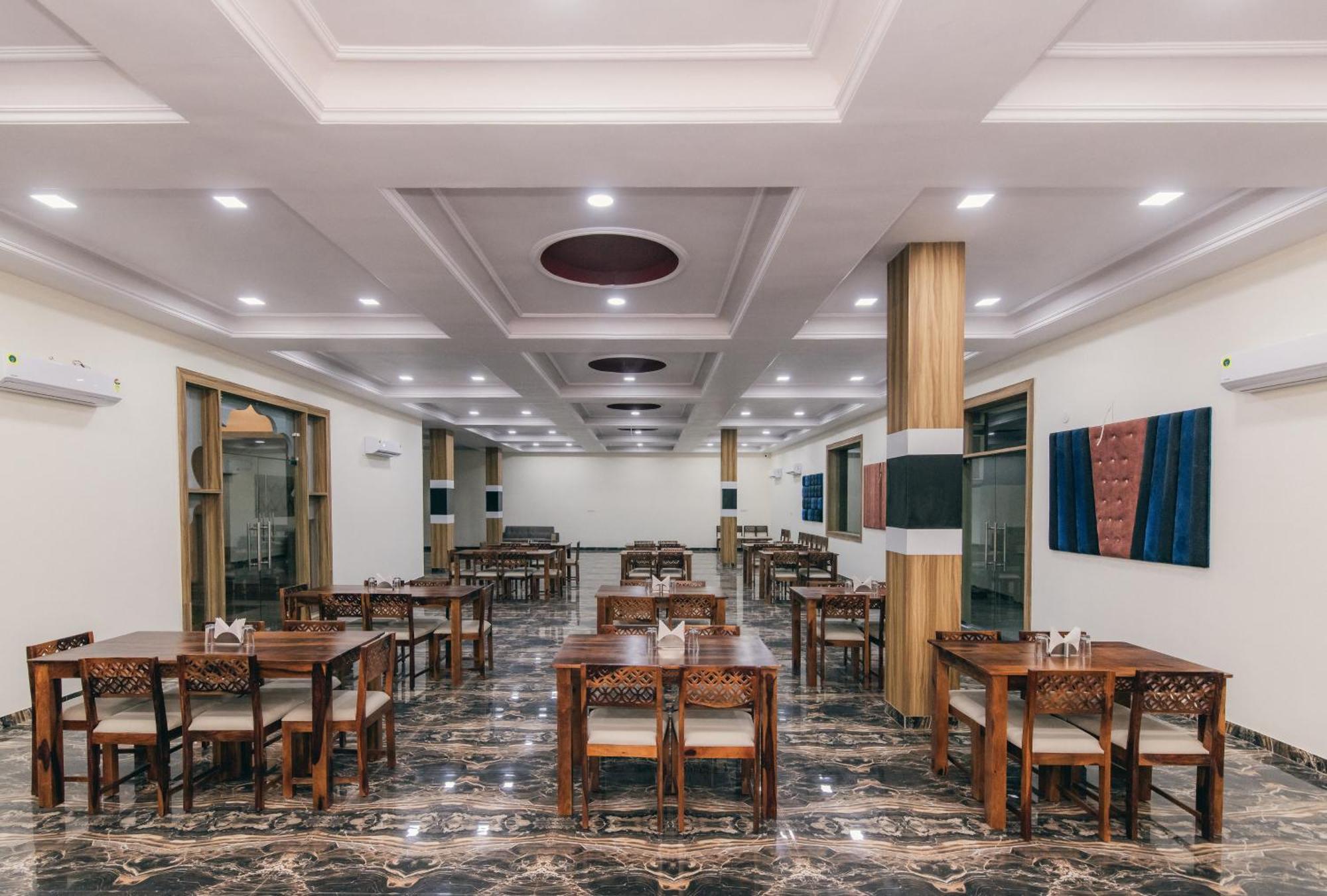 Serenity Hill - A Boutique In 3* Udaipur