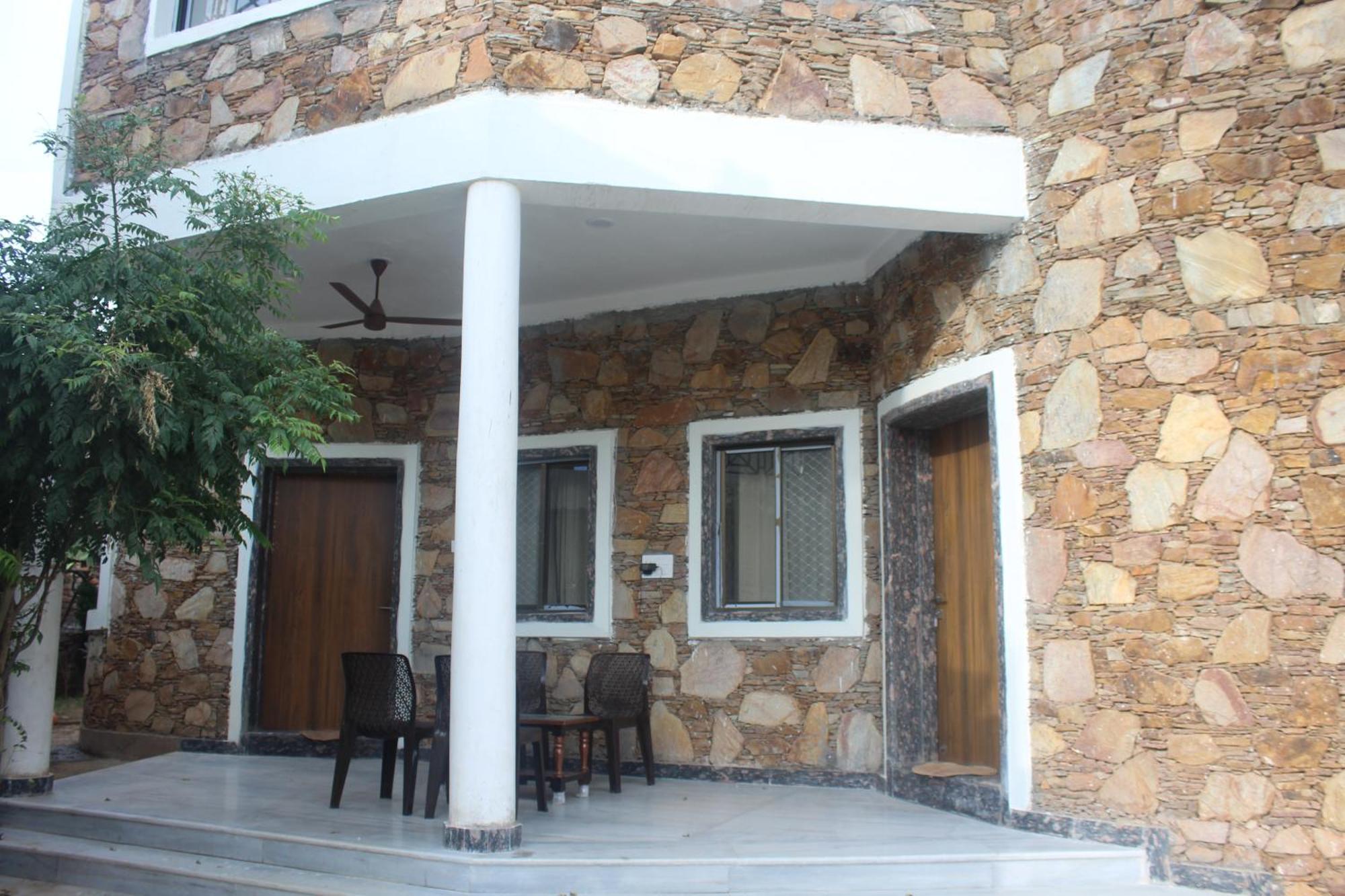Anandvan Retreat Resort *
