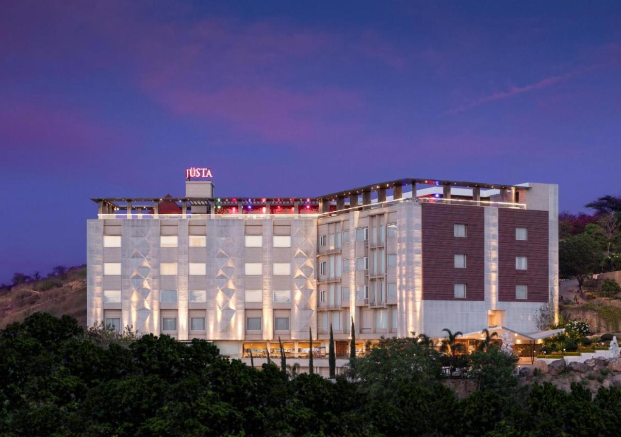 Juesta Sajjangarh & Spa, 5* Udaipur