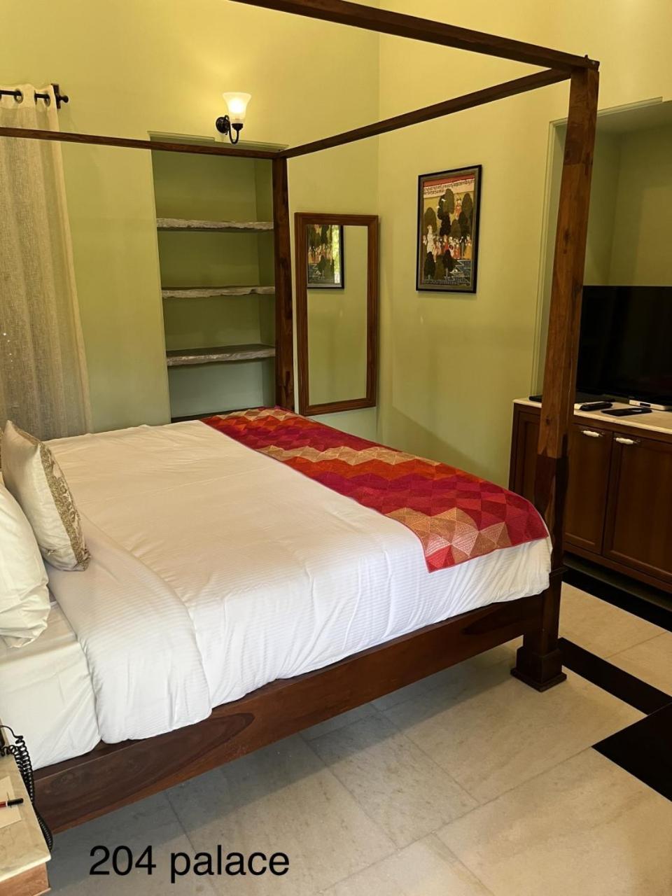 Gogunda Palace 4*