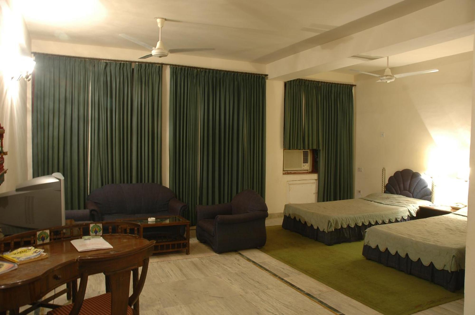 Jaisamand Island 4* Udaipur