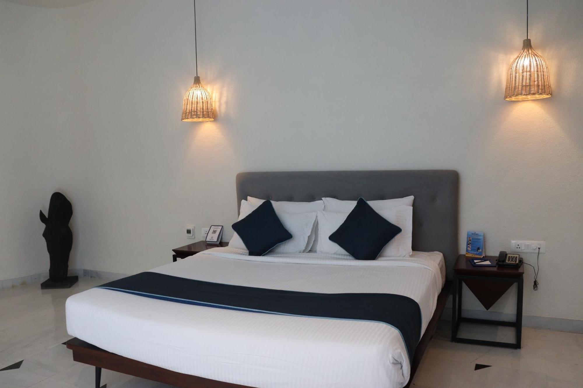 Ramee Royal & - 5* Udaipur
