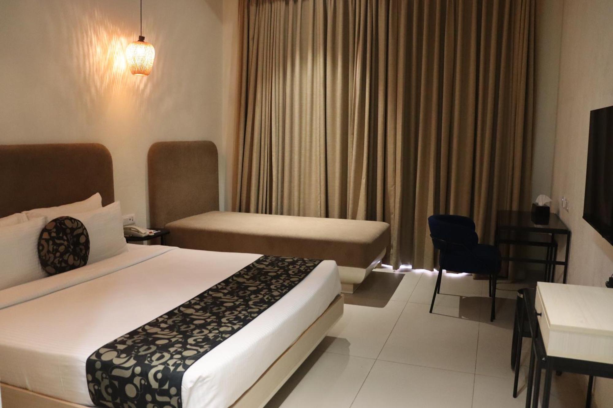 Resort Ramee Royal & - 5*