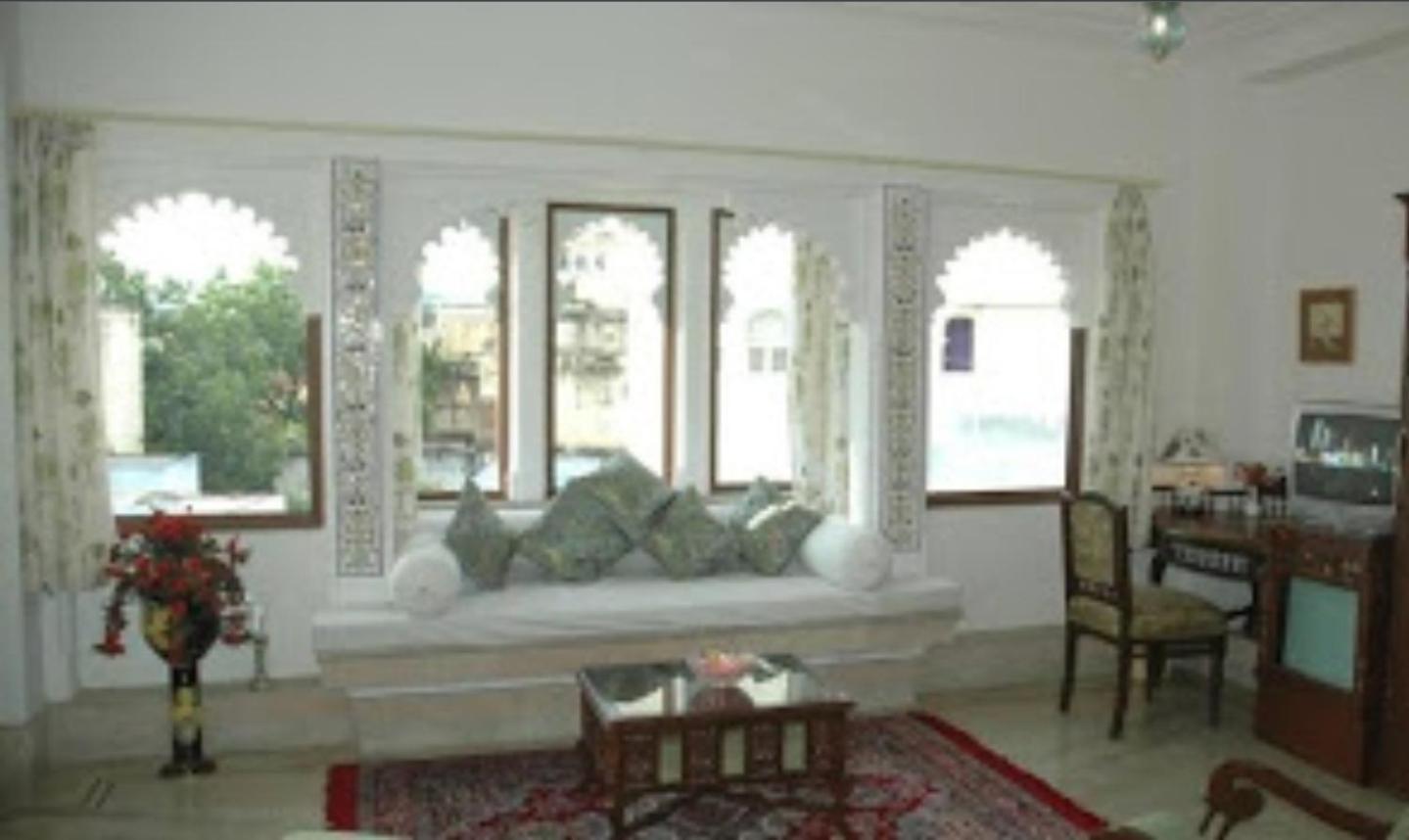 Raj Niwas