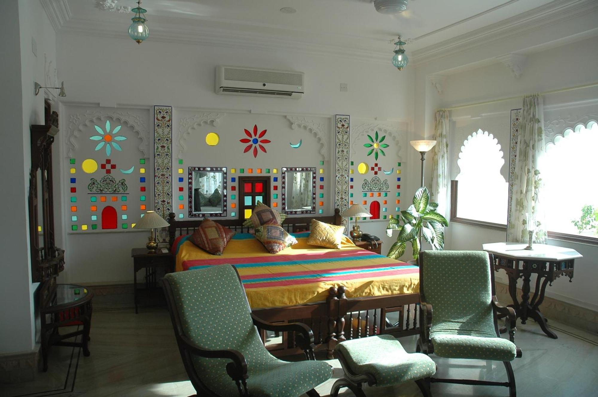 Raj Niwas 3*