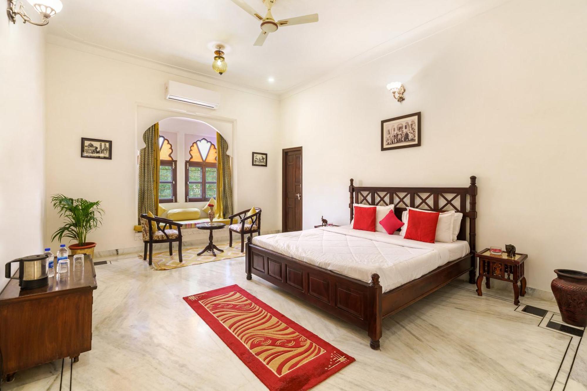 Yellow Bells Villa *