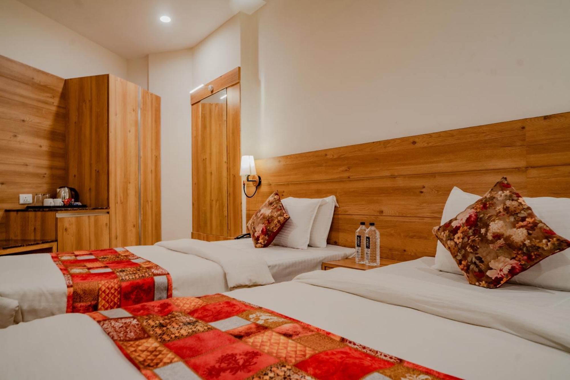 Amantran - Of Lakes Hotel 3*