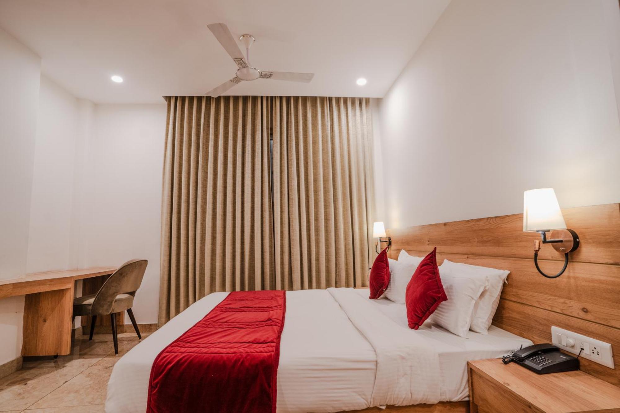 Hotel Amantran - Of Lakes 3*