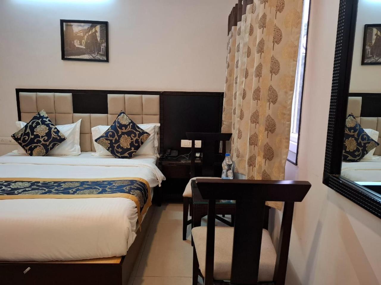 Palace View Hotel 3*