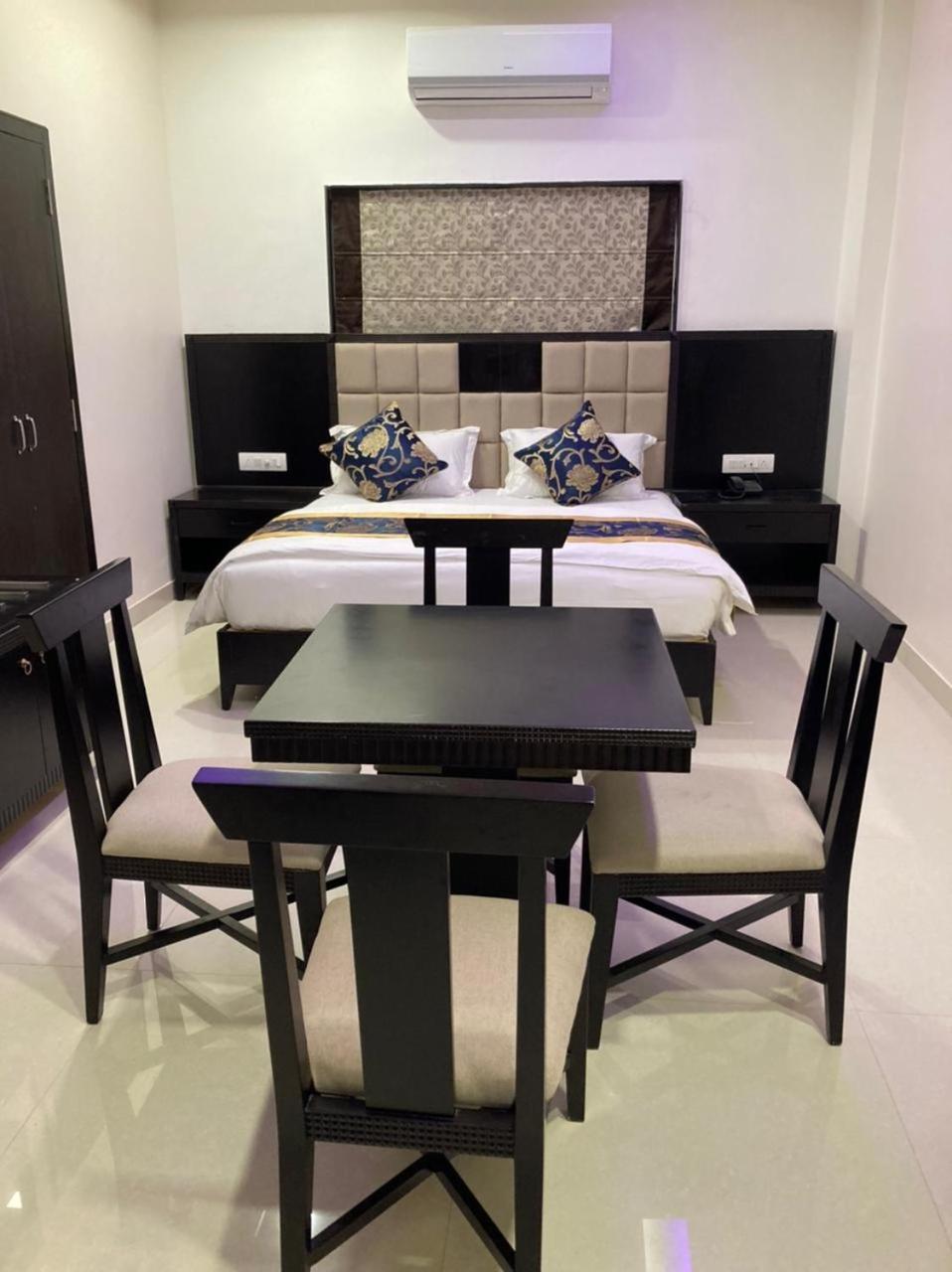 Palace View Hotel 3*