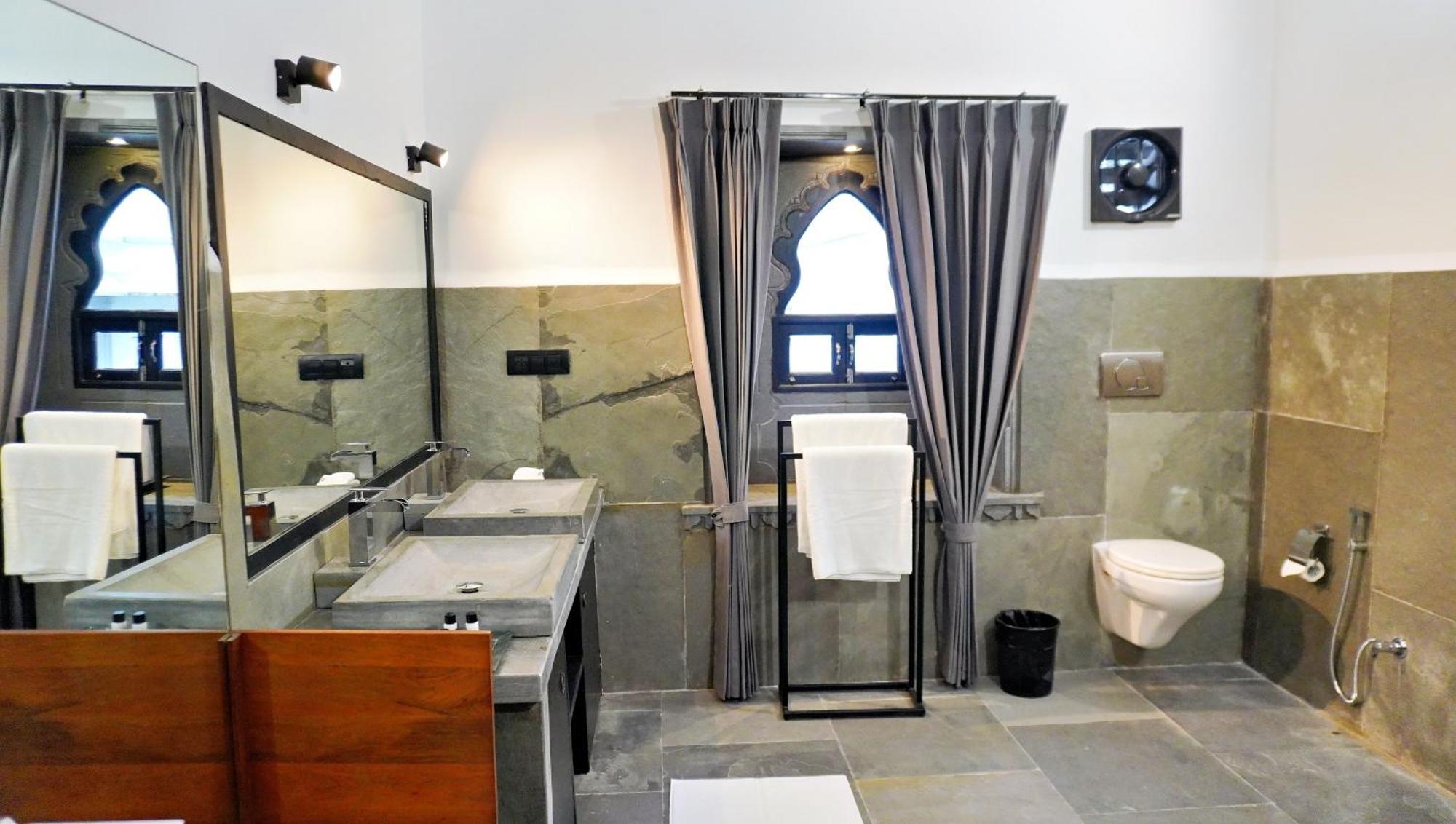 Madri Retreat - Heritage Boutique With Pool 4* Udaipur