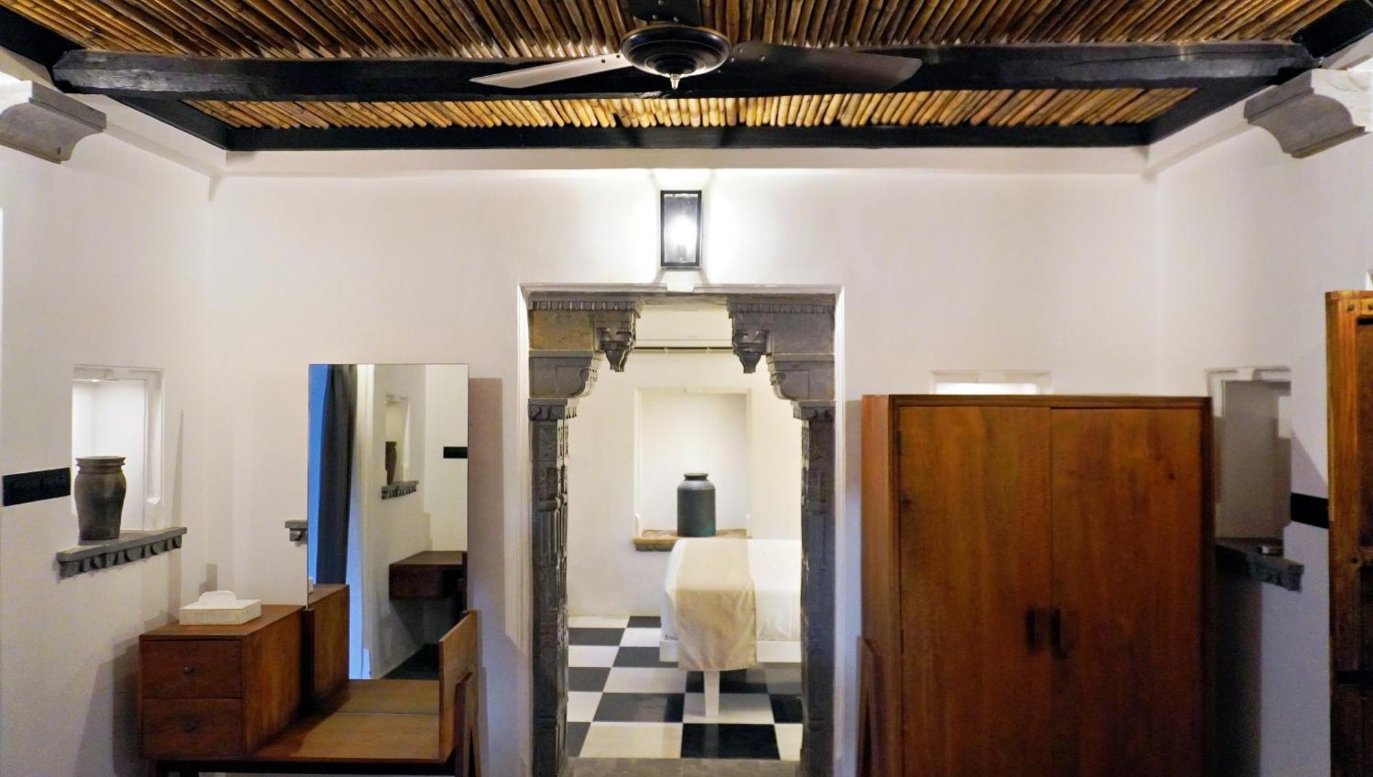 Madri Retreat - Heritage Boutique With Pool 4* Udaipur