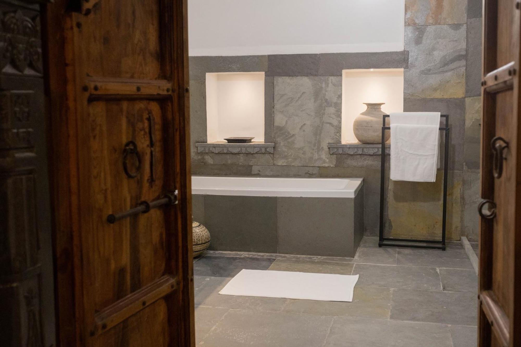 Hotel Madri Retreat - Heritage Boutique With Pool Udaipur
