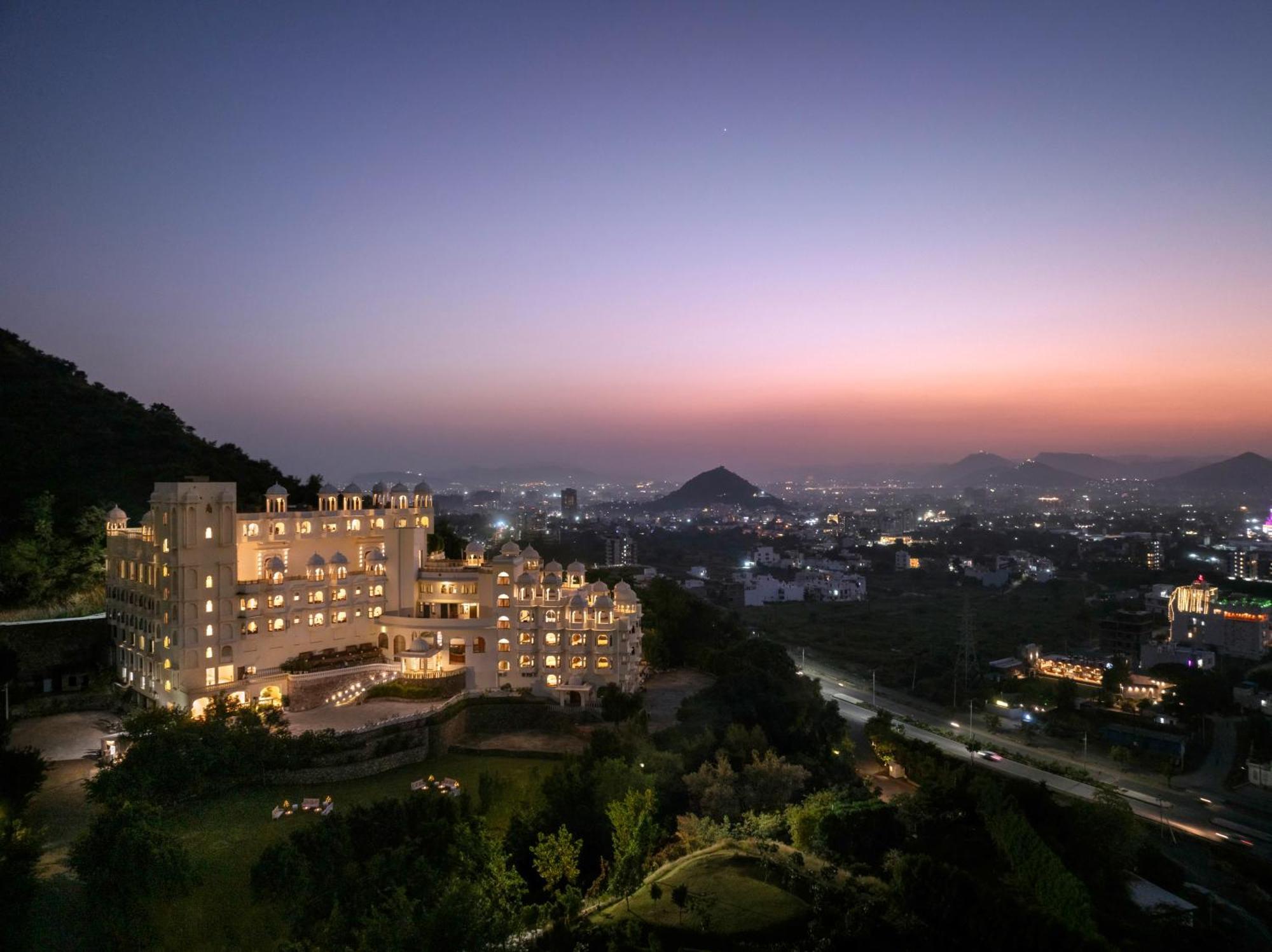 Hotel Bhairavgarh Palace Udaipur