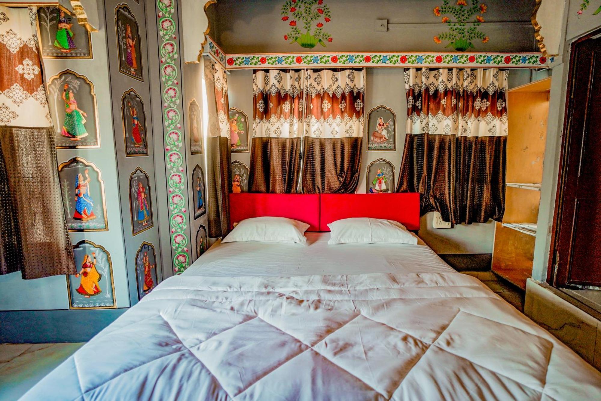 Island Tower Hotel Udaipur