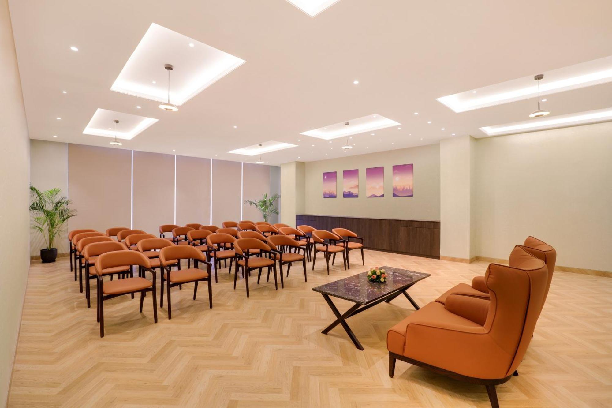 Hotel Keys Select By Lemon Tree Hotels, 3*
