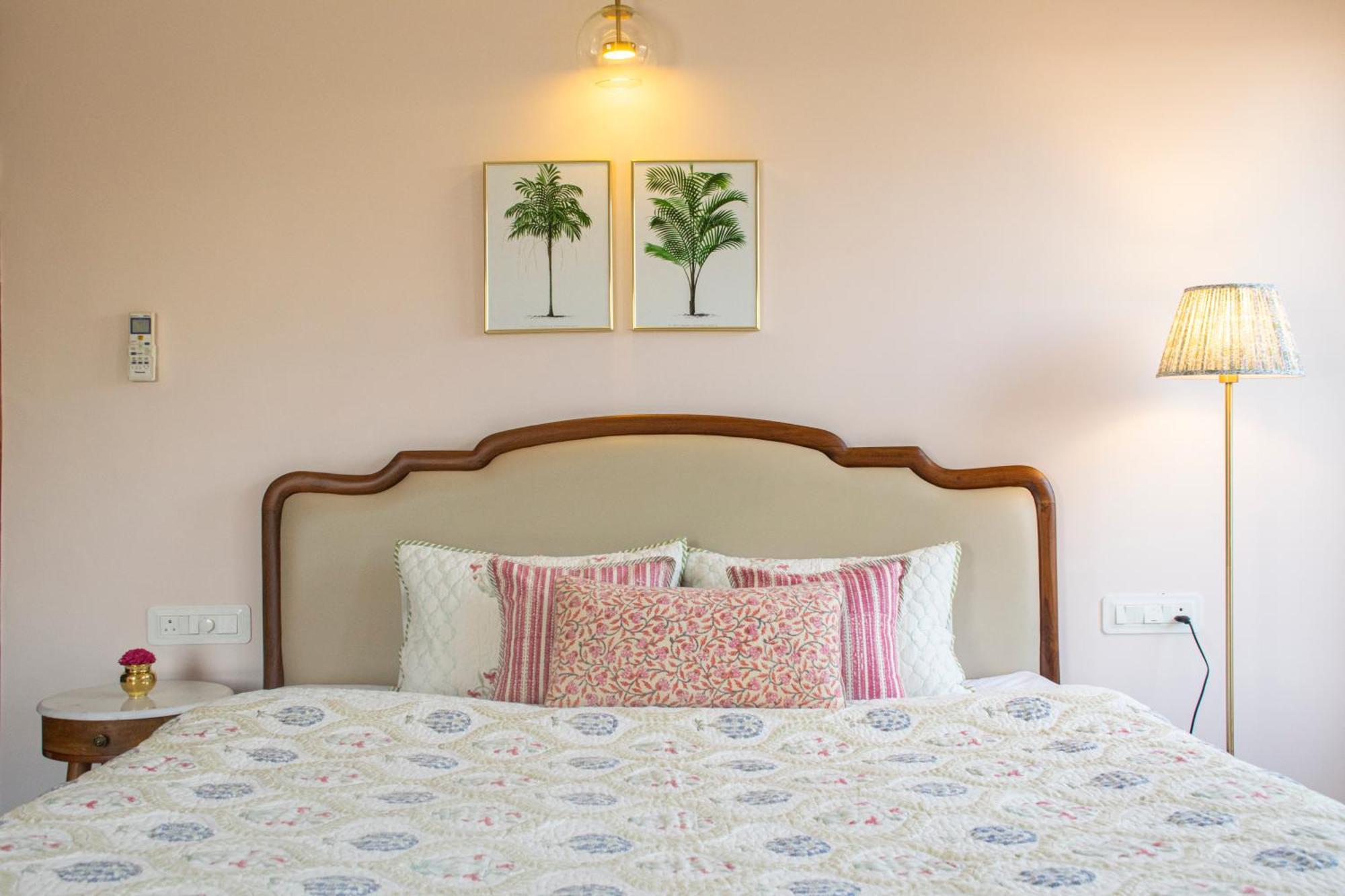 Homestay Pushpak Boutique *