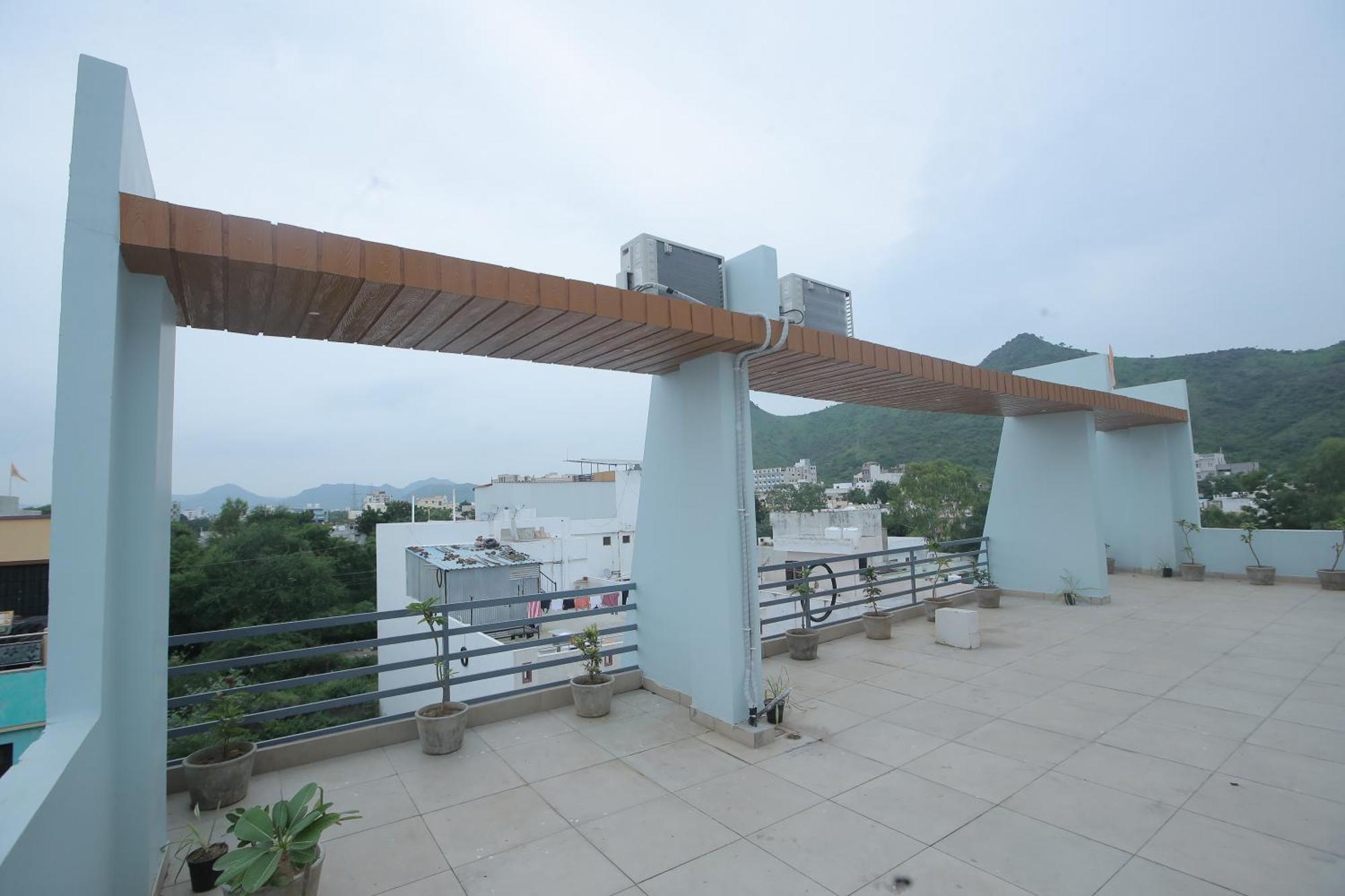 Aparthotel Chitrakoot Residency Udaipur
