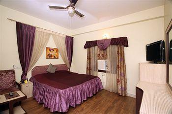 Padmini Palace Hotel 2*