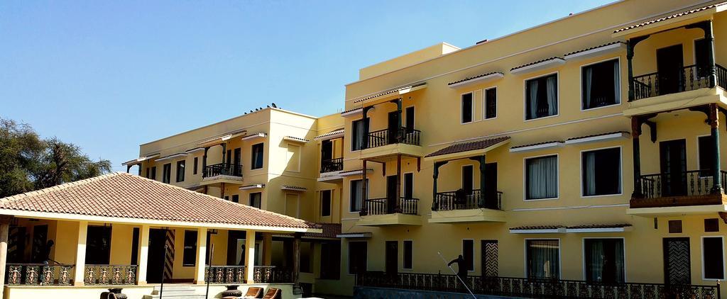 Resort The Royal Retreat & Udaipur