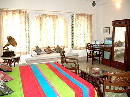 Hotel Raj Niwas Udaipur
