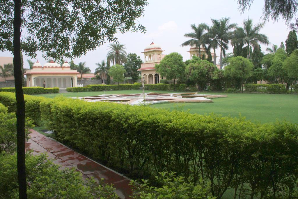 Resort Juesta Rajputana & Convention Centre, 5*