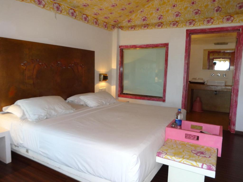 Raasleela Luxury Camp Resort