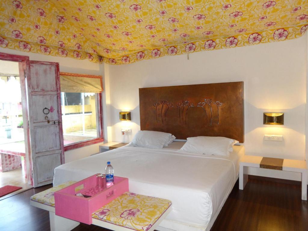 Raasleela Luxury Camp Resort 3*
