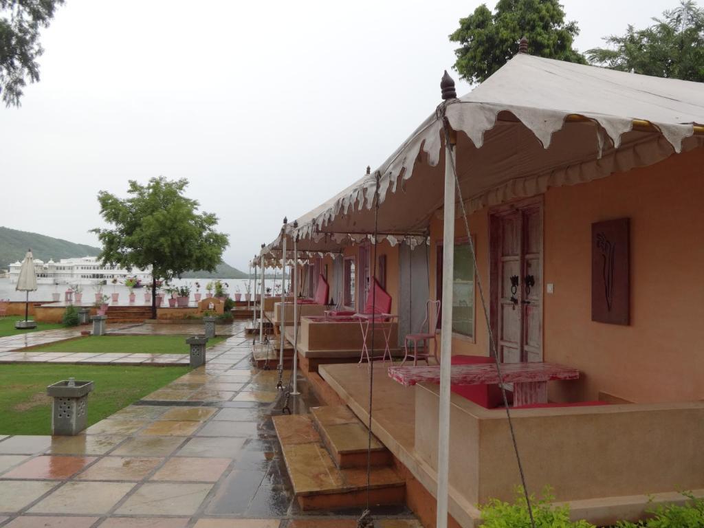 Raasleela Luxury Camp Resort