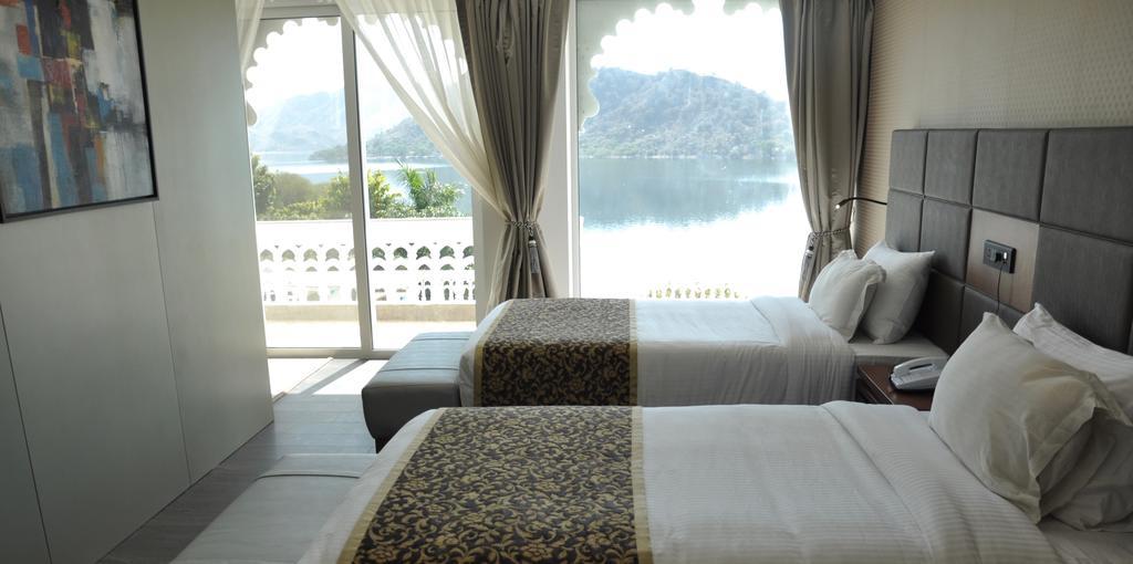 Resort Jaisamand Island 4*
