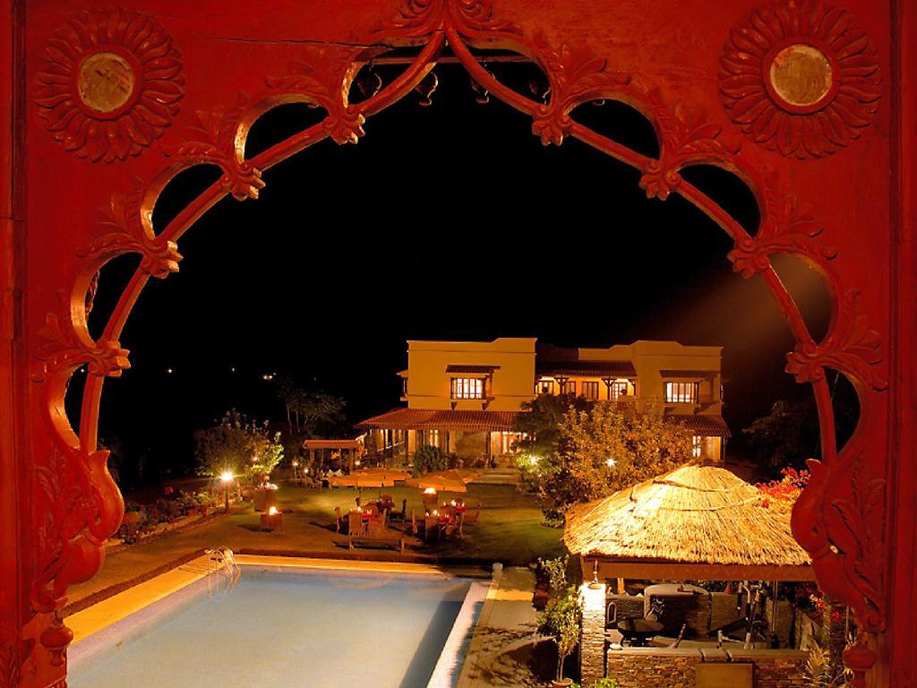 Resort The Royal Retreat & Udaipur