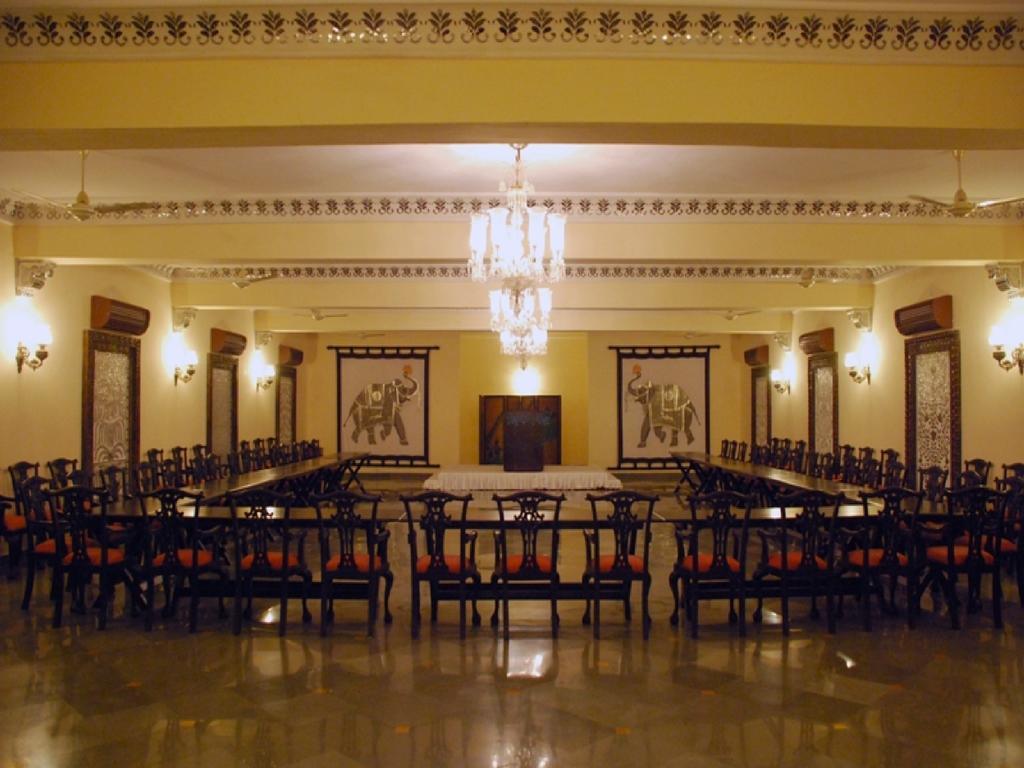 The Royal Retreat & Resort 4*