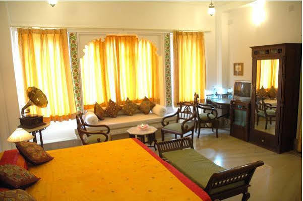 Raj Niwas Hotel Udaipur