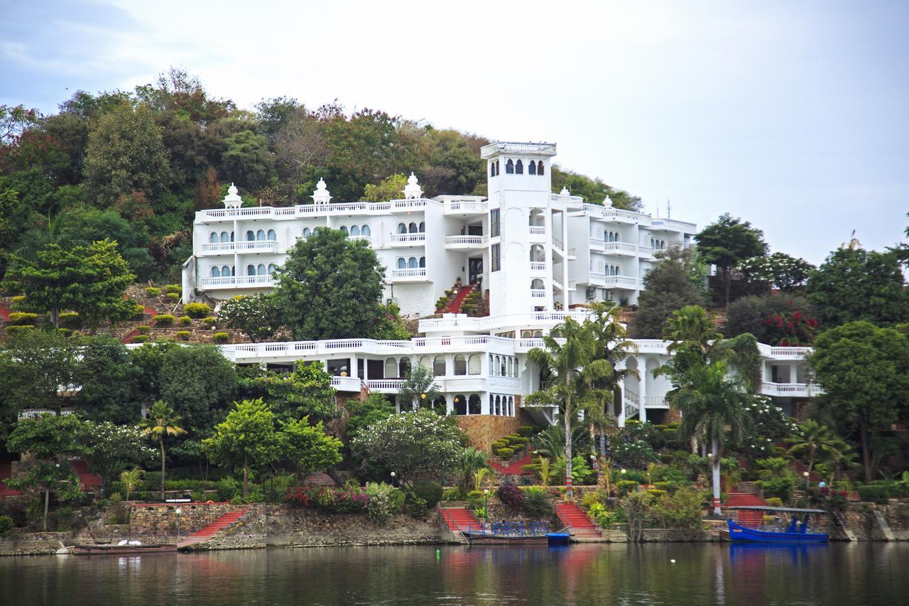 Jaisamand Island Udaipur
