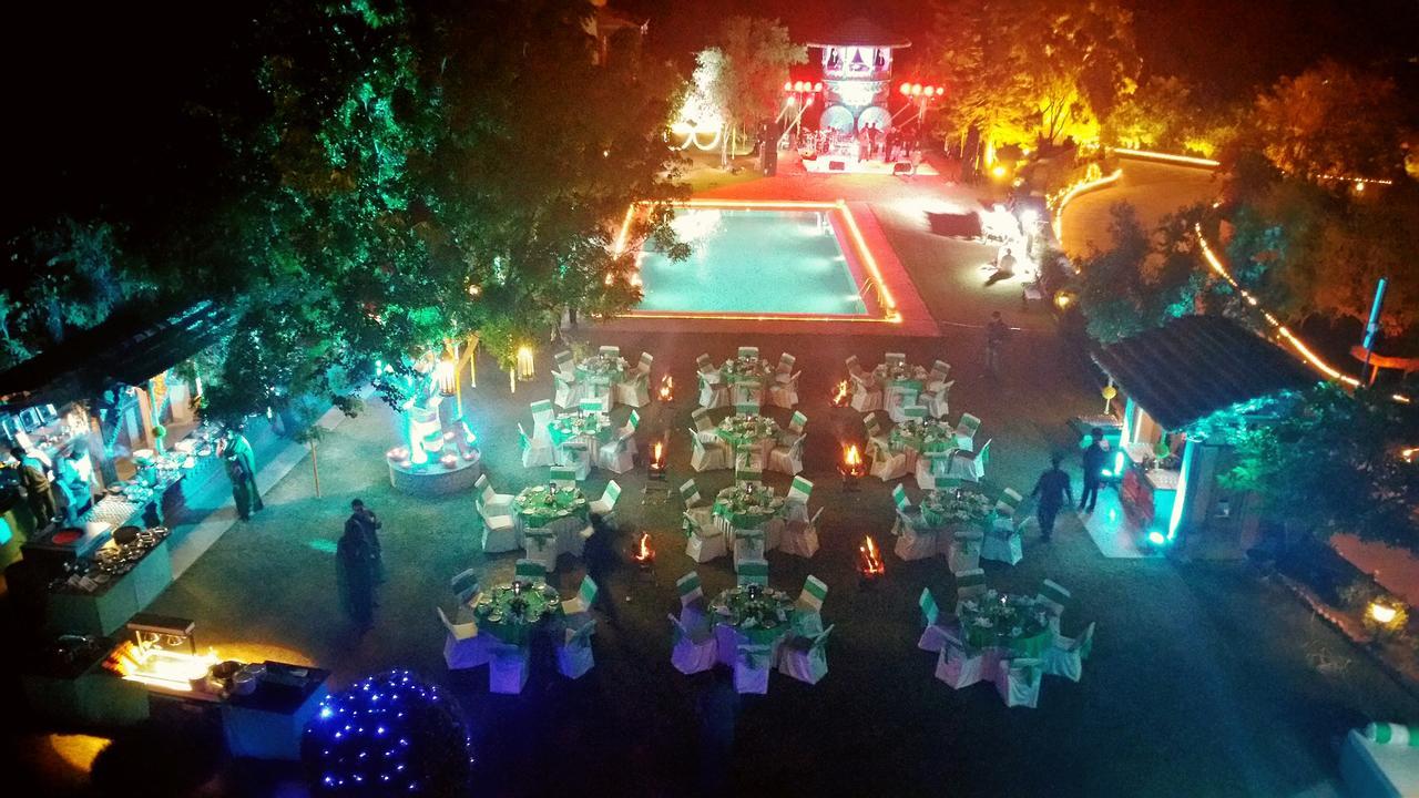 Resort The Royal Retreat & Udaipur