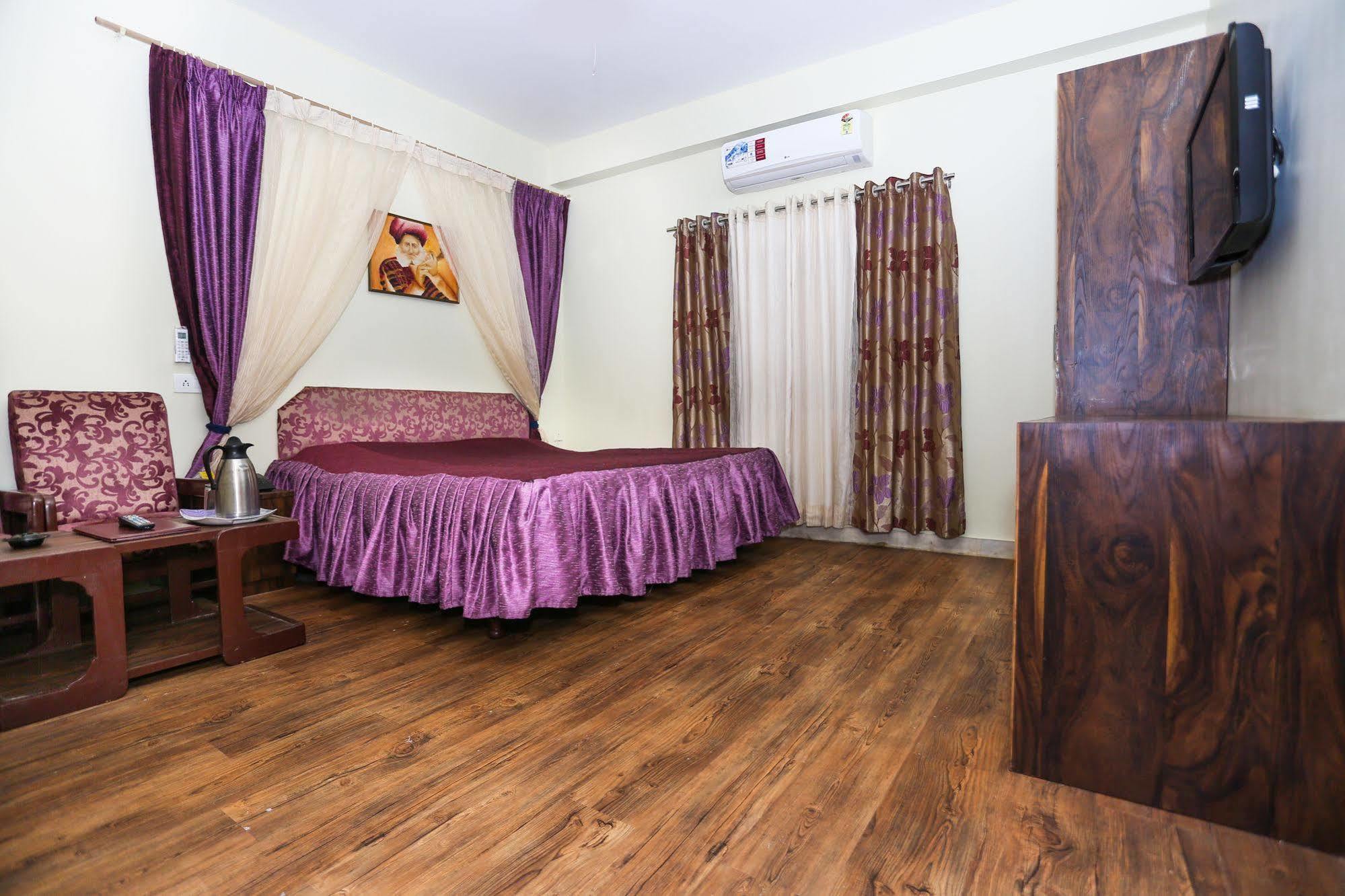 Padmini Palace Hotel Udaipur