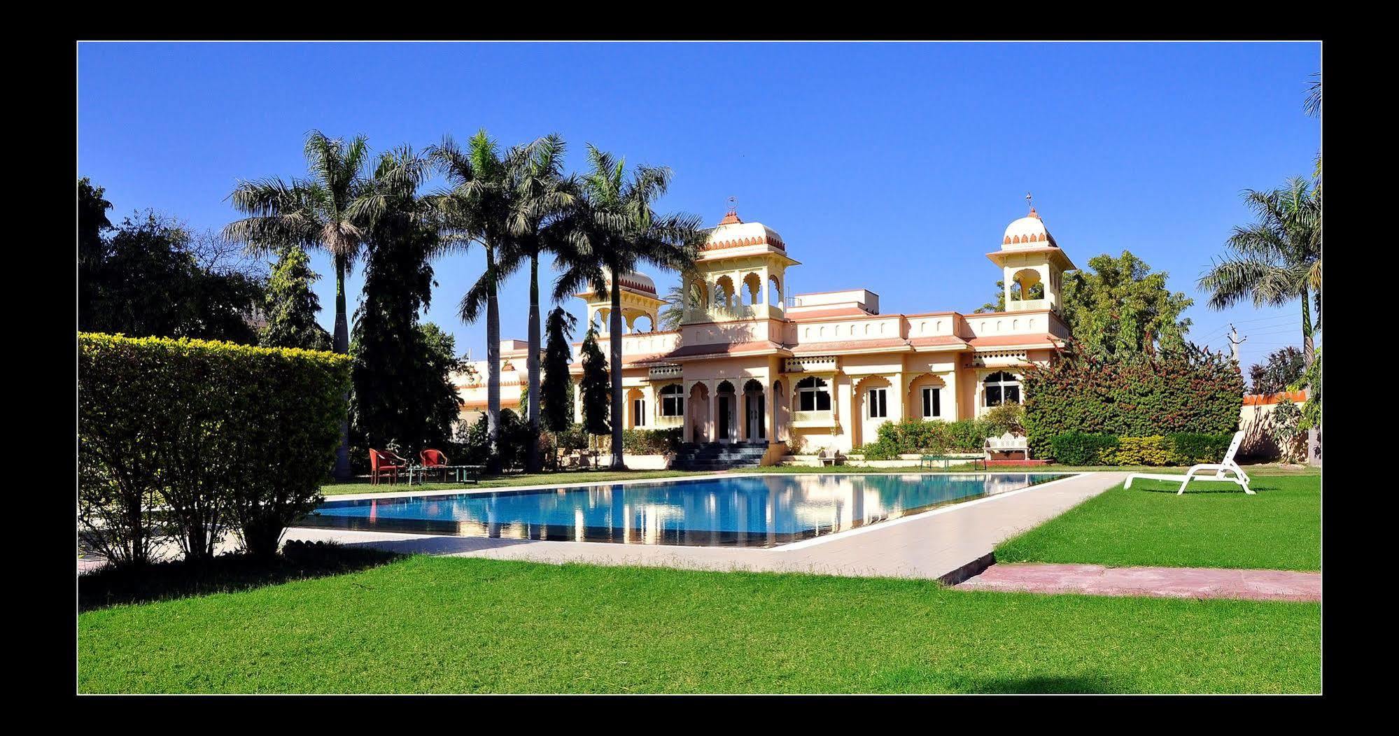 Juesta Rajputana & Convention Centre, 5* Udaipur