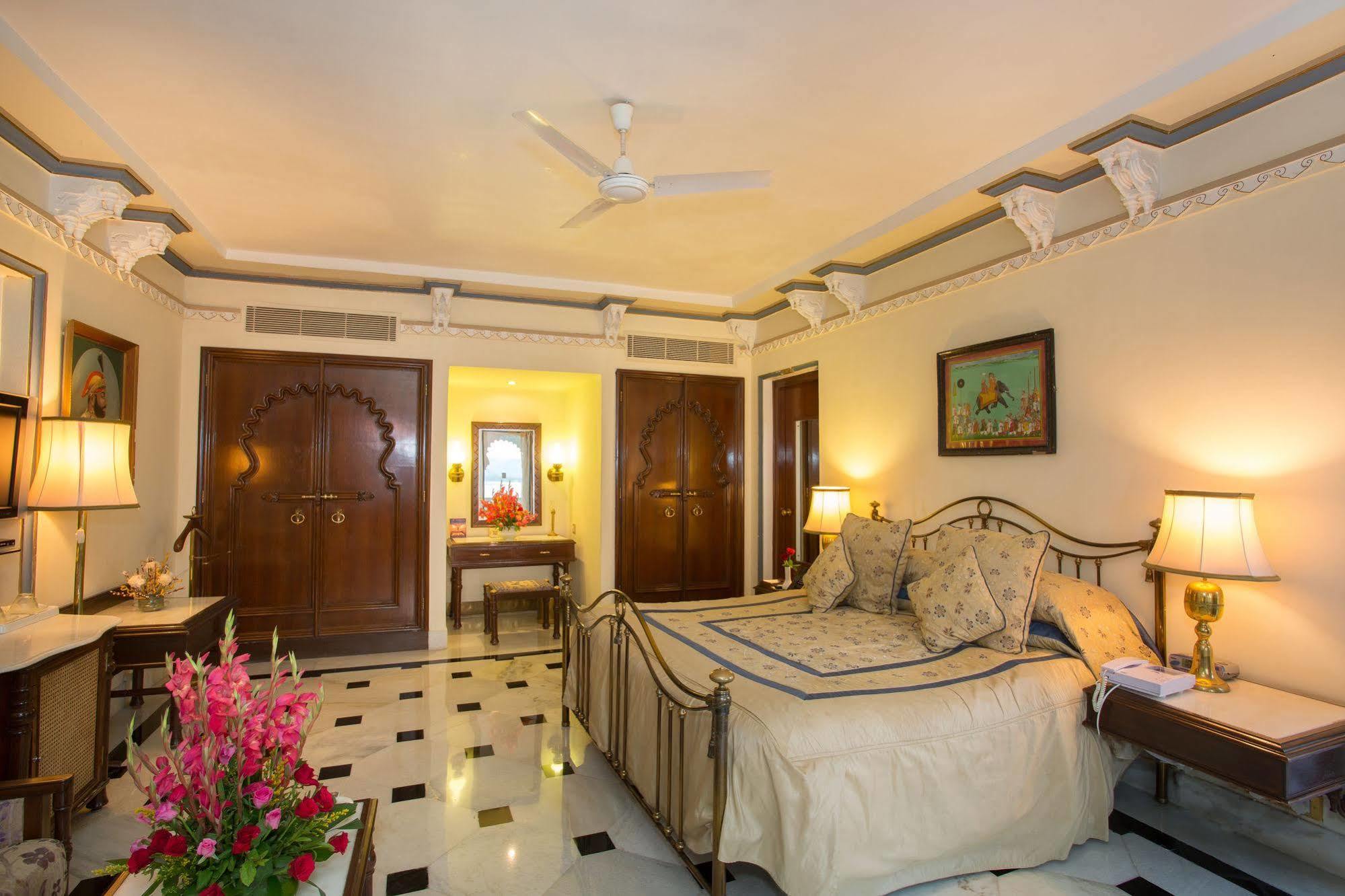 Hotel Shiv Niwas Palace By Hrh Group Of