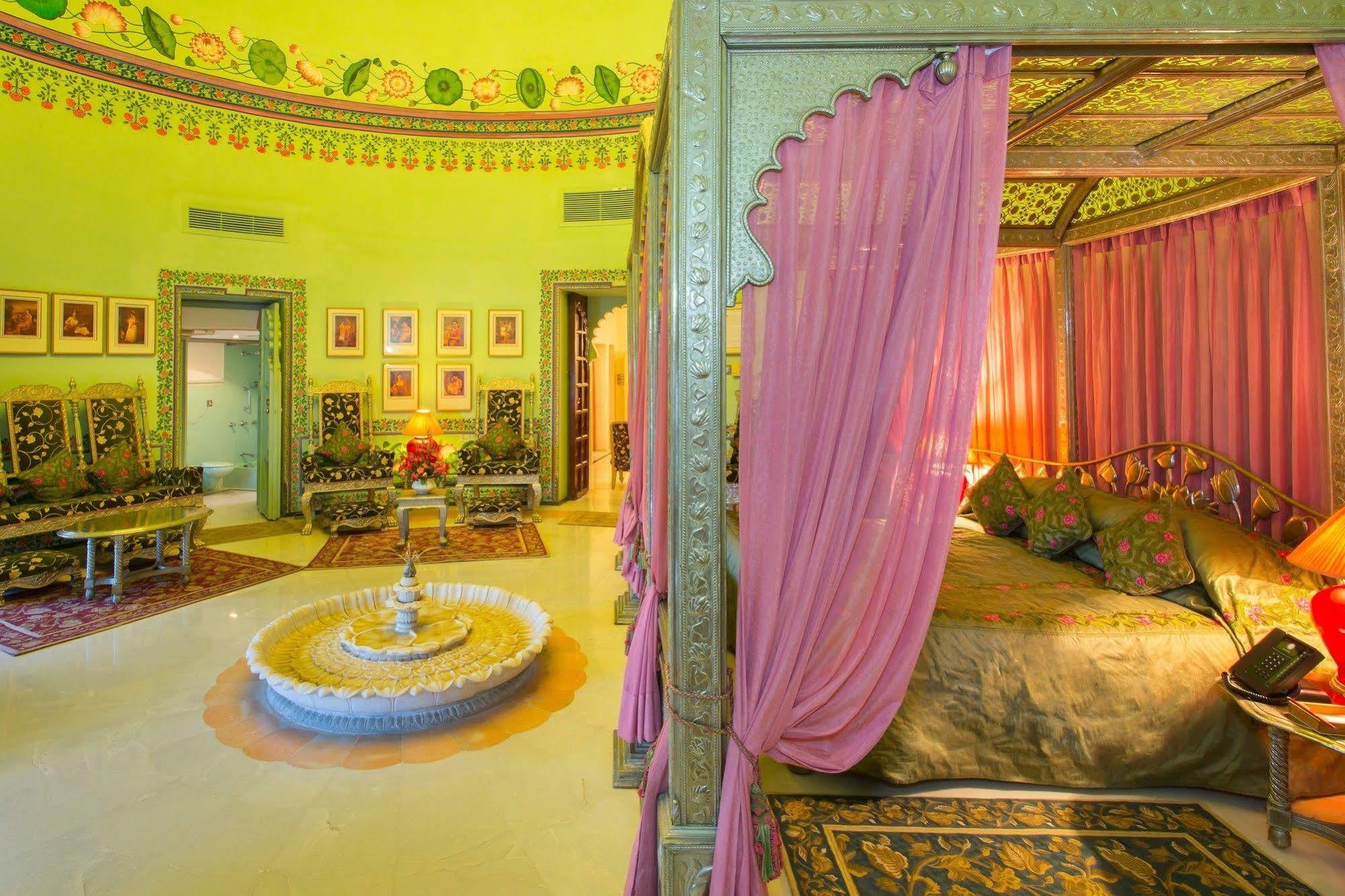Shiv Niwas Palace By Hrh Group Of 5* Udaipur