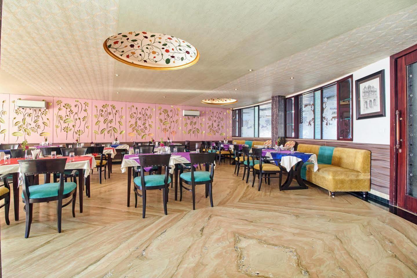 Bhairavgarh Palace 4* Udaipur
