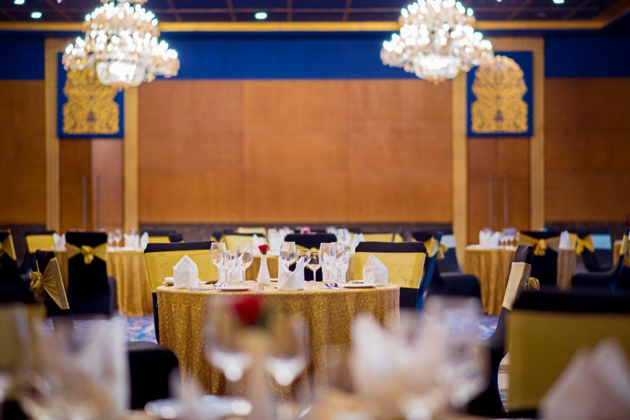 Radisson Blu Palace &