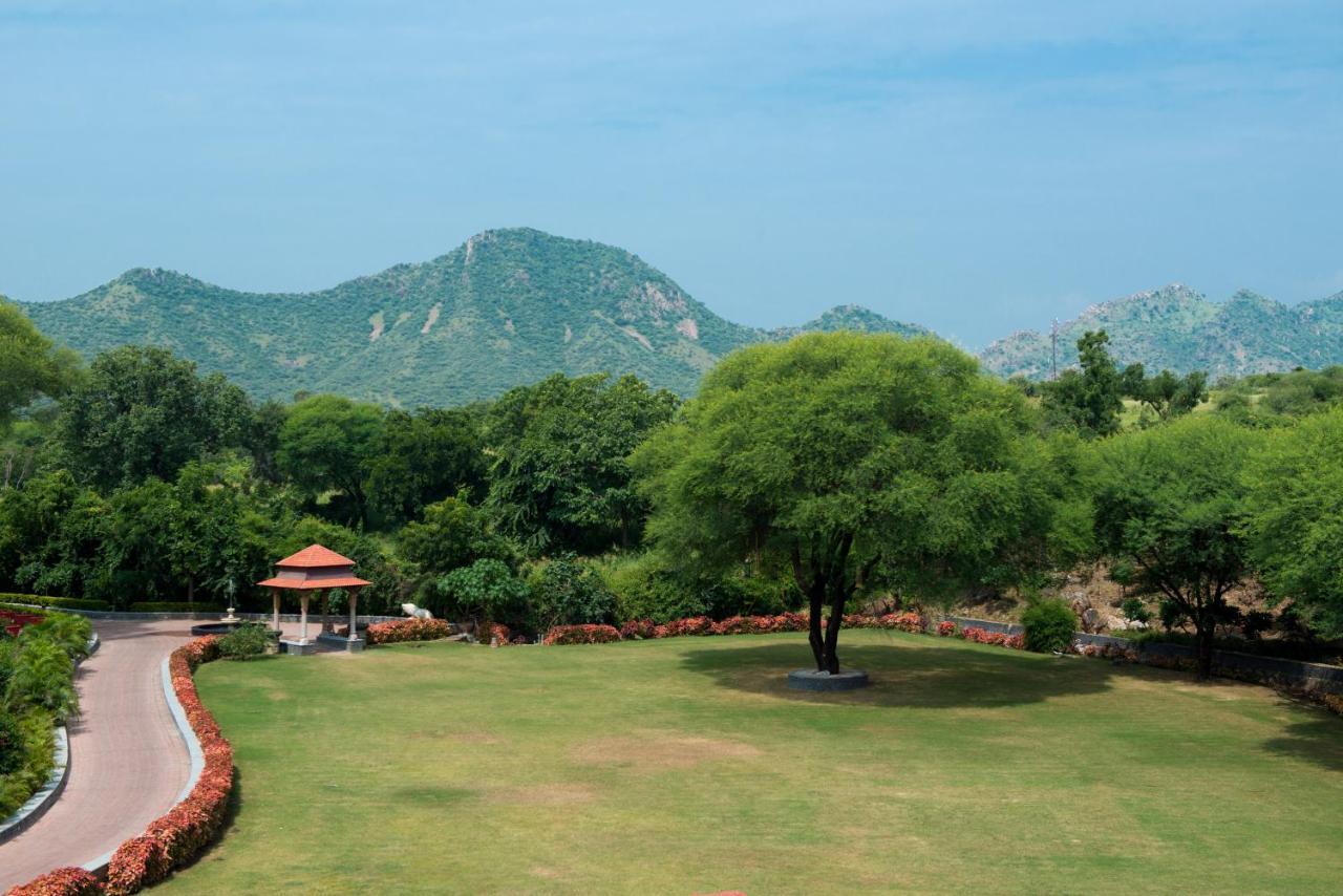 The Royal Retreat & Resort 4*