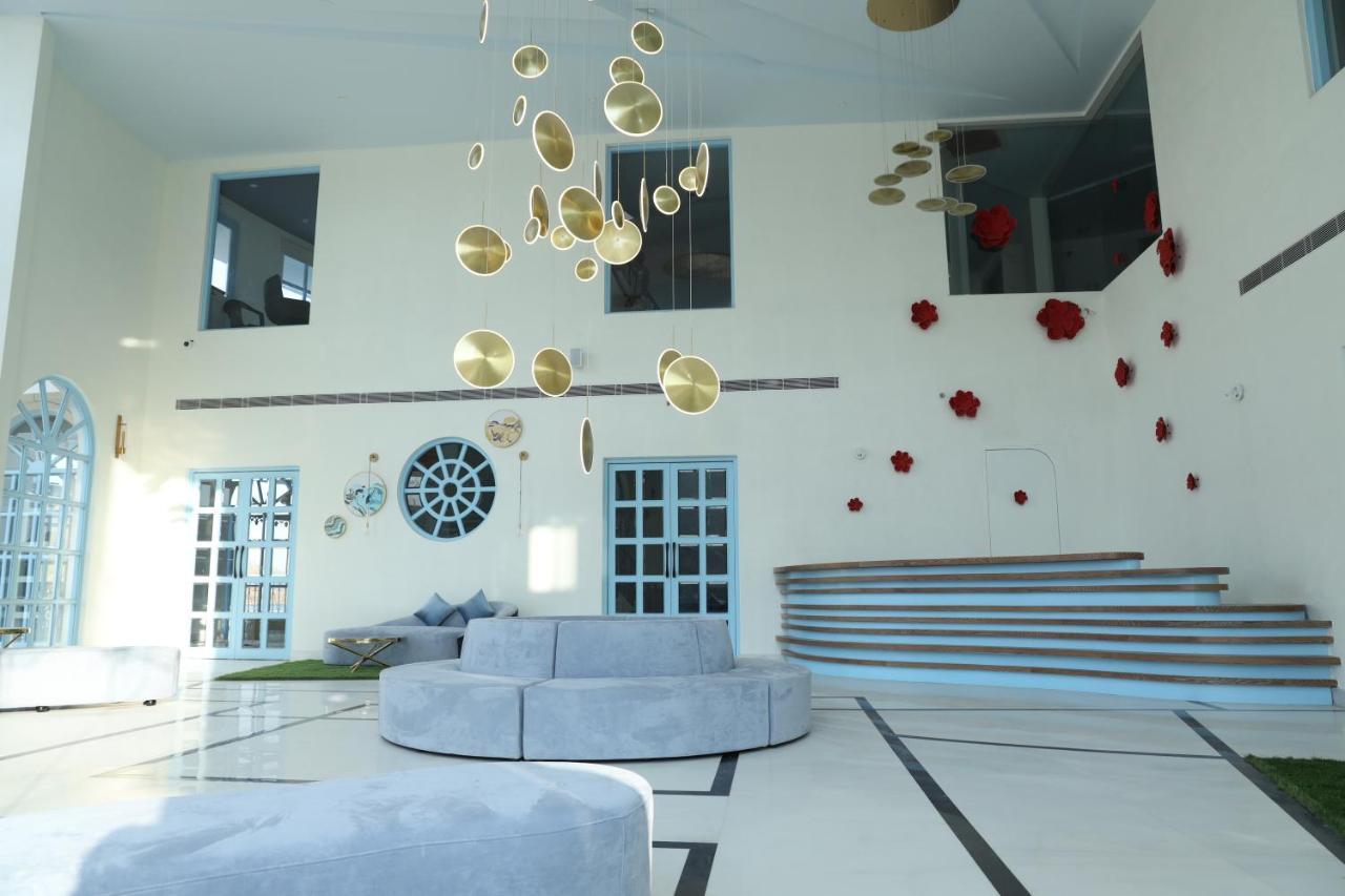 Resort Ramee Royal & - 5*